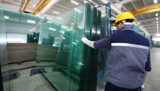 صناعة الزجاج 2026