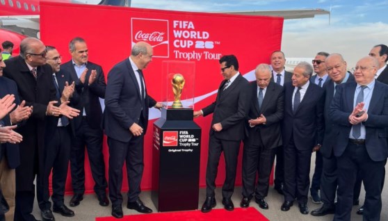 جانب من إنهاء إجراءات دخول وخروج كأس العالم