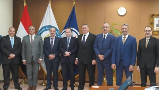 اعتماد موازنات شركات البترول