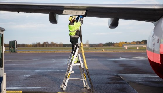 محطة تموين الطائرات