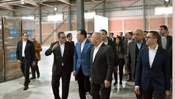 رئيس الوزراء خلال جولته لمركز "كادمار انترناشونال"