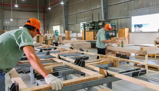 صناعة الأثاث