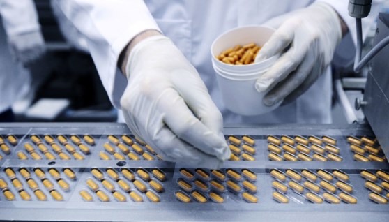 صناعة الخامات الصيدلية
