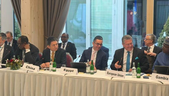 جانب من الاجتماع 