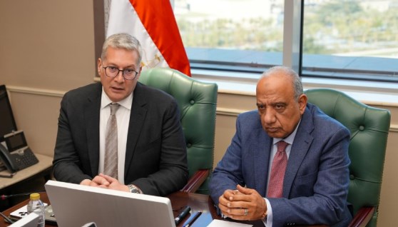 وزيرا الكهرباء والبترول