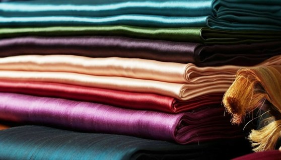 صناعة الحرير