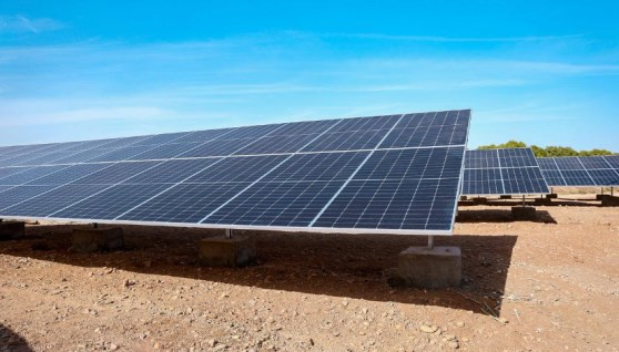  محطة الزهراء للطاقة الشمسية في أسوان