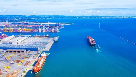 الموانئ البحرية