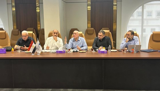 وفد غرفة شركات السياحة 