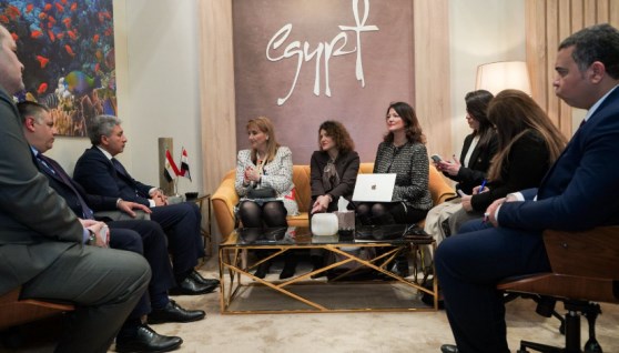 وزير السياحة والآثار 