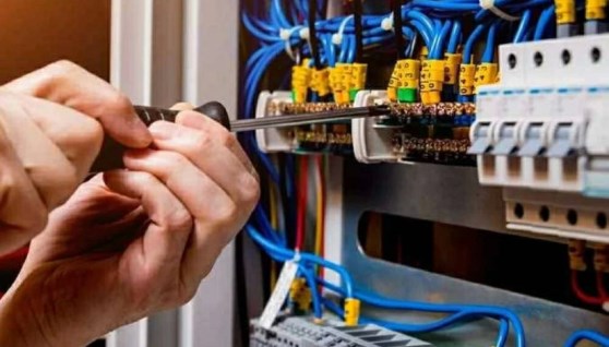 صباح مشالي نائب وزير الكهرباء