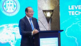 وزير المالية