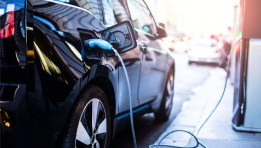 سيارة كهربائية