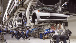 صناعة السيارات