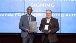 جانب من زيارة هيئة الغذاء والدواء الرواندية بالعاصمة كيغالي