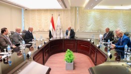 جانب من اجتماع وزير التربية والتعليم