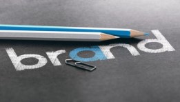 العلامة التجارية