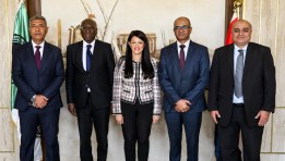 جانب من توقيع الاتفاقية