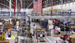 المصانع الأمريكية