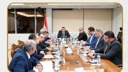 وزير الإسكان يتابع الموقف التنفيذي للمشروعات بمدينة الشروق 