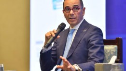 المهندس حسن الخطيب، وزير الاسثتمار والتجارة الخارجية