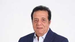 عاطف عبداللطيف 