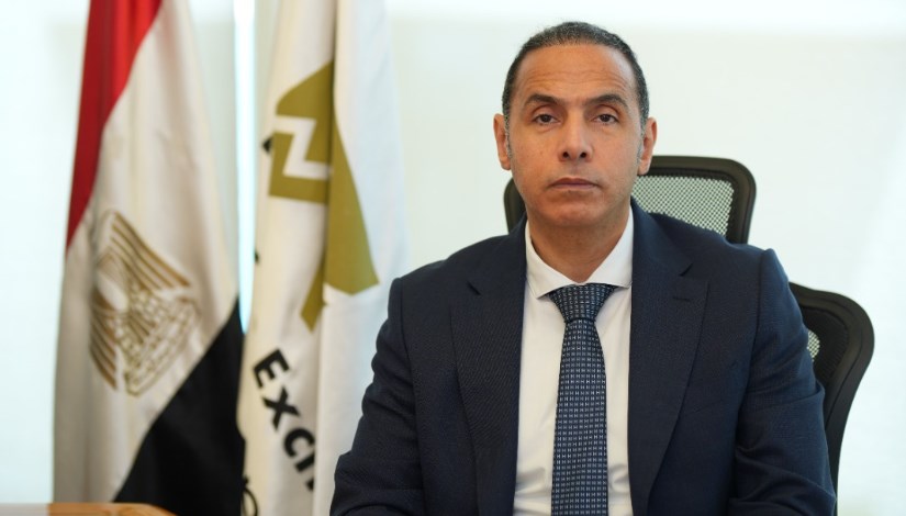 الدكتور إسلام عزام رئيس البورصة المصرية 