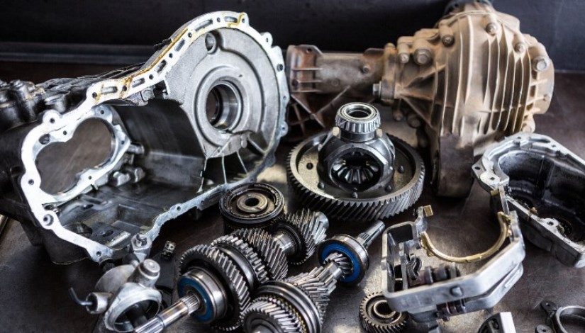 قطع غيار السيارات