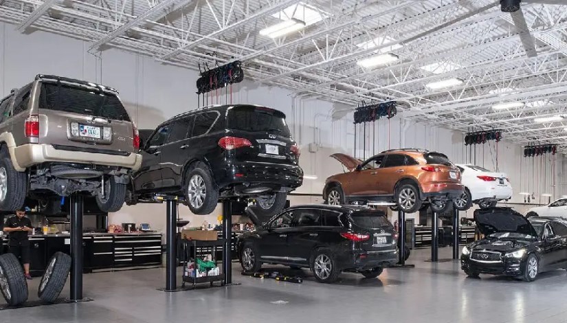 مركز صيانة سيارات