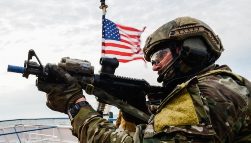  صناعة السلاح الأمريكية 