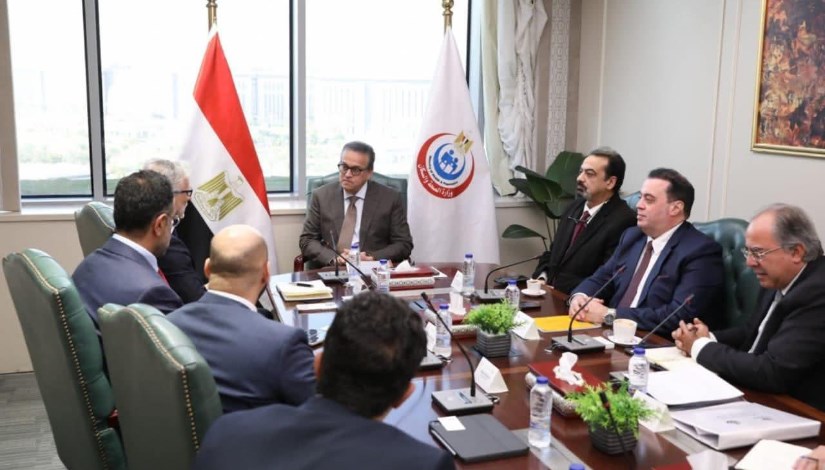 جانب من اجتماع وزير الصحة مع شركة فيلبس