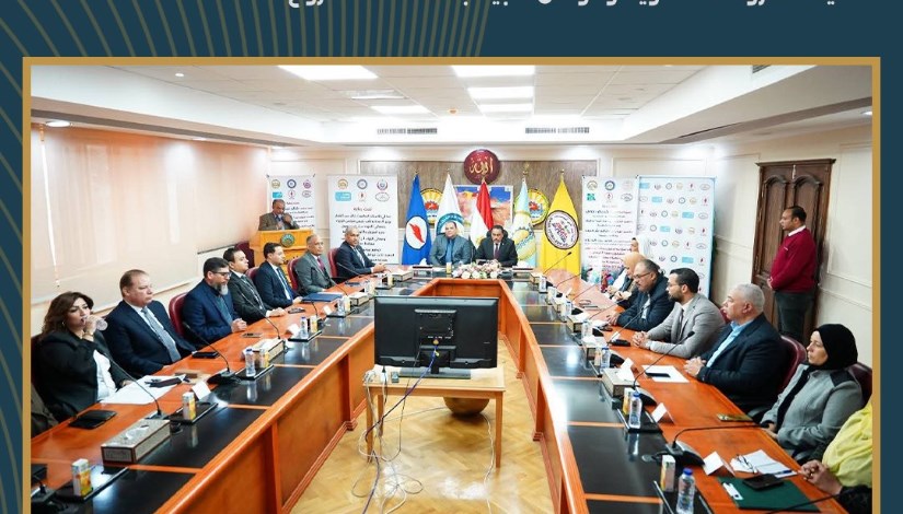 جانب من توقيع البروتوكول بين بدرالدين للبترول ومحافظة مطروح