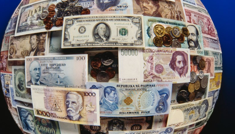  العملات الرئيسية 