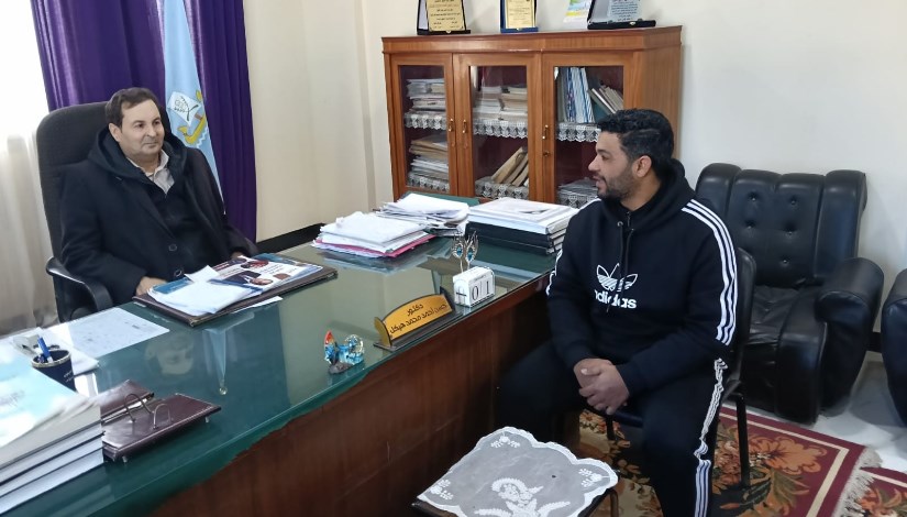 صاحب فيديو " مكتب دسوق" 