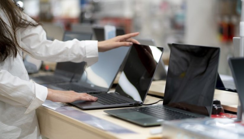 صورة معبرة قطاع أجهزة الكمبيوتر المستعملة والمجددة 