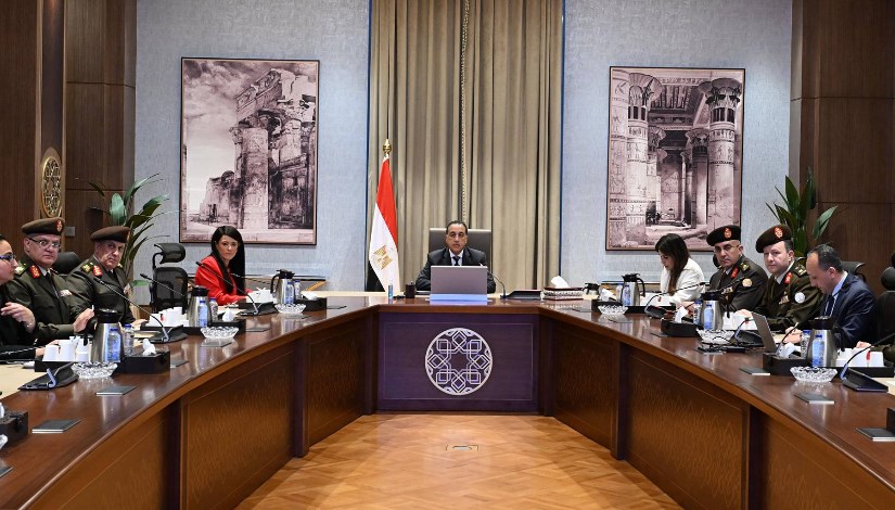 جانب من اجتماع رئيس مجلس الوزراء