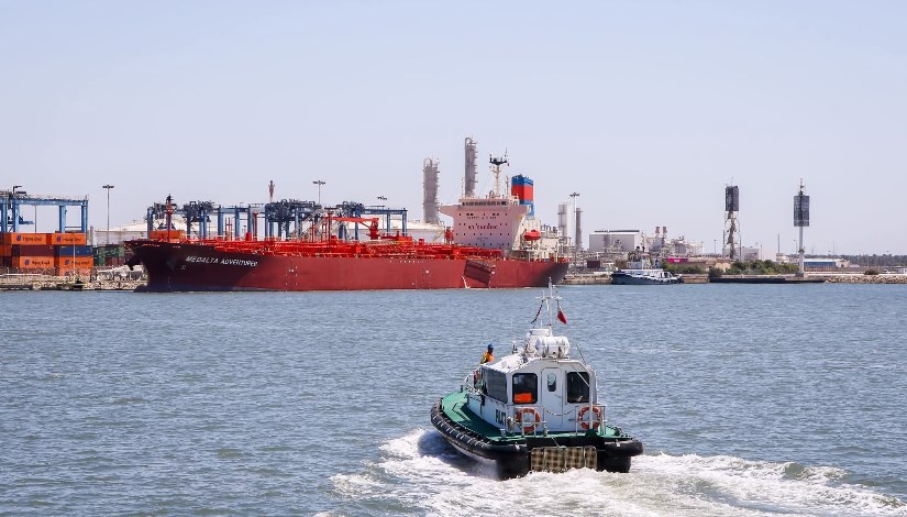 ميناء دمياط