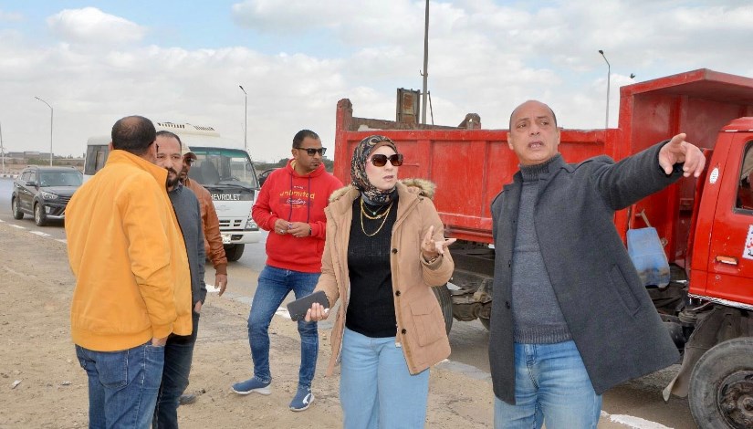 رئيس جهاز مدينة السويس الجديدة تتفقد الحي الصناعي الأول