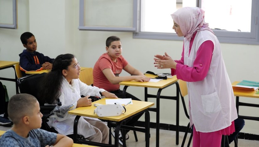 معلمة داخل أحد الفصول - صورة أرشيفية