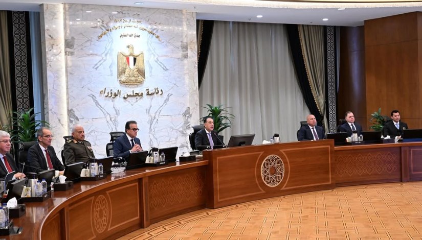 خلال اجتماع رئيس مجلس الوزراء 