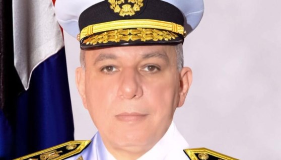الفريق محمود عادل فوزى  قائد القوات البحريه