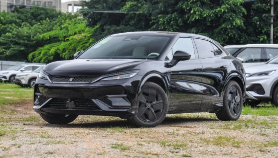 «BYD Song L» موديل 2025