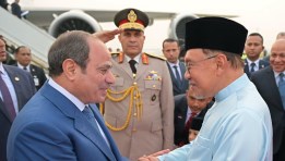 الرئيس عبد الفتاح السيسي وملك ماليزيا 