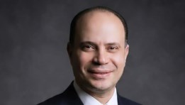   دكتور تامر مؤمن