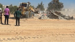 إزالة لمخالفات البناء والتعديات على أراضي الدولة