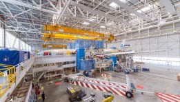 أولى طائرات KLM  من طراز إيرباص A350-900،