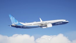  بوينج 737 ماكس 10