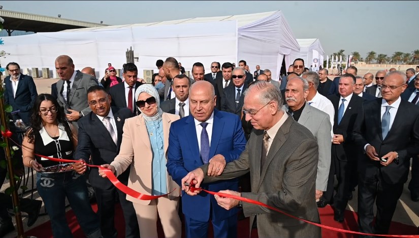 وزير النقل يفتتح ميناء العامرية الجاف