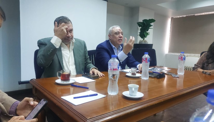جانب من المؤتمر الصحفي لشركات السياحة  