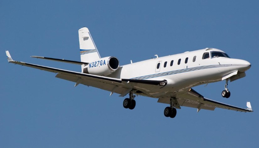 طائرة Gulfstream G100 